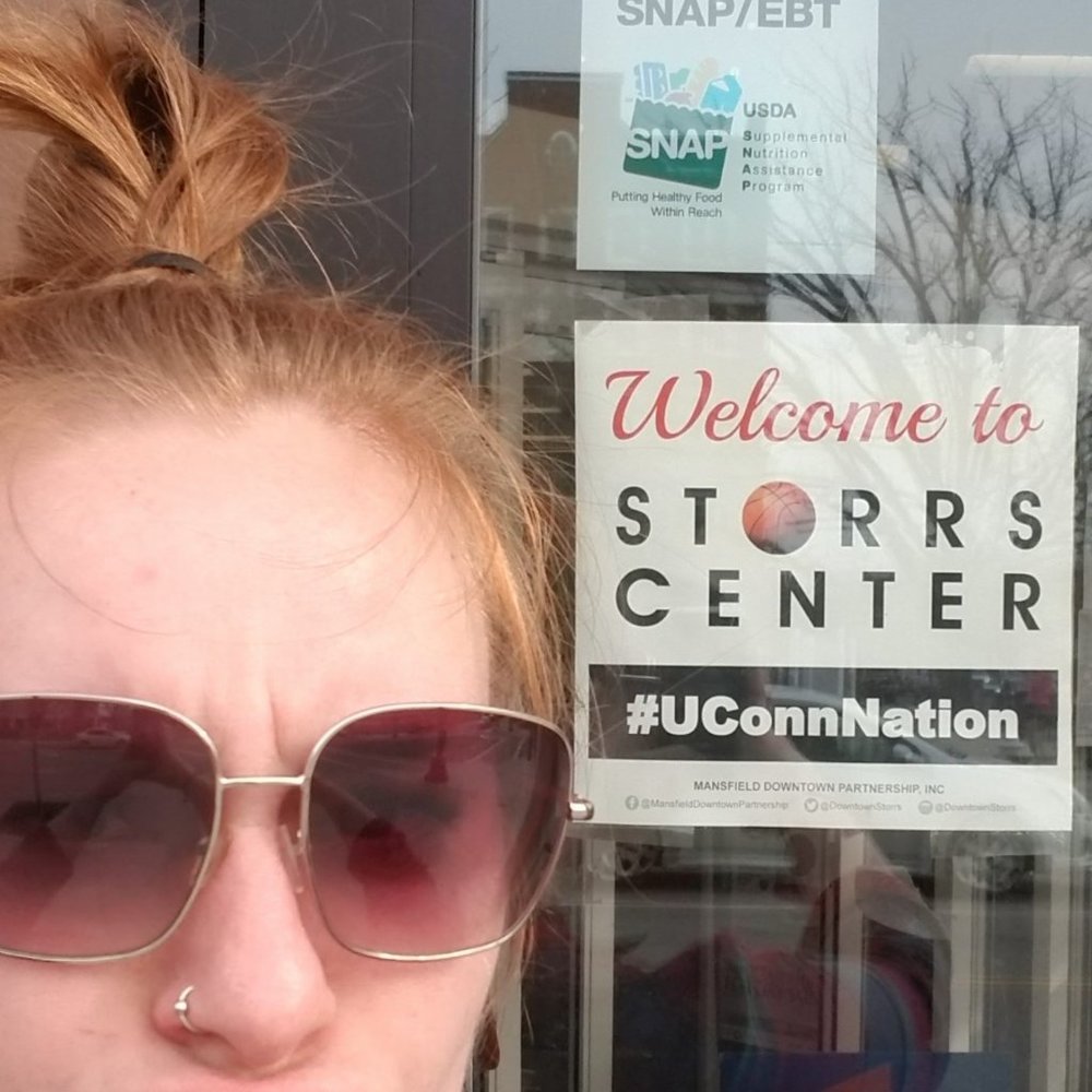 Meet your Posher, Laura